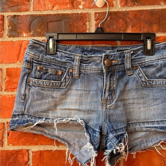 X2 Quality Denim Womens 8 Blue Cut Off Jean Cheeky BootyShorts - Picture 2 of 11